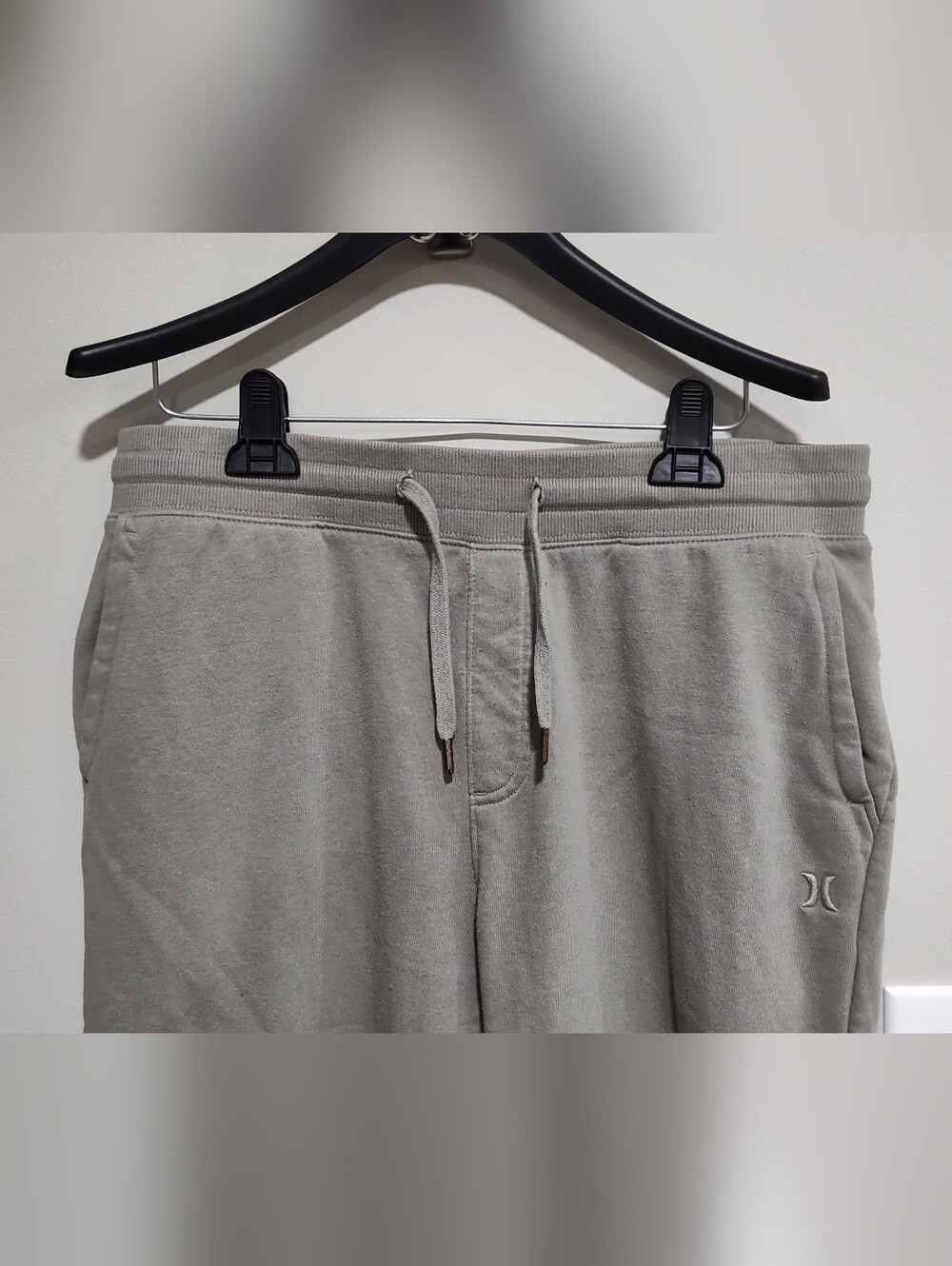 Hurley Men's Size Large Jogging Pants/Joggers, Olive Green, Item# 185121930 - Picture 2 of 13